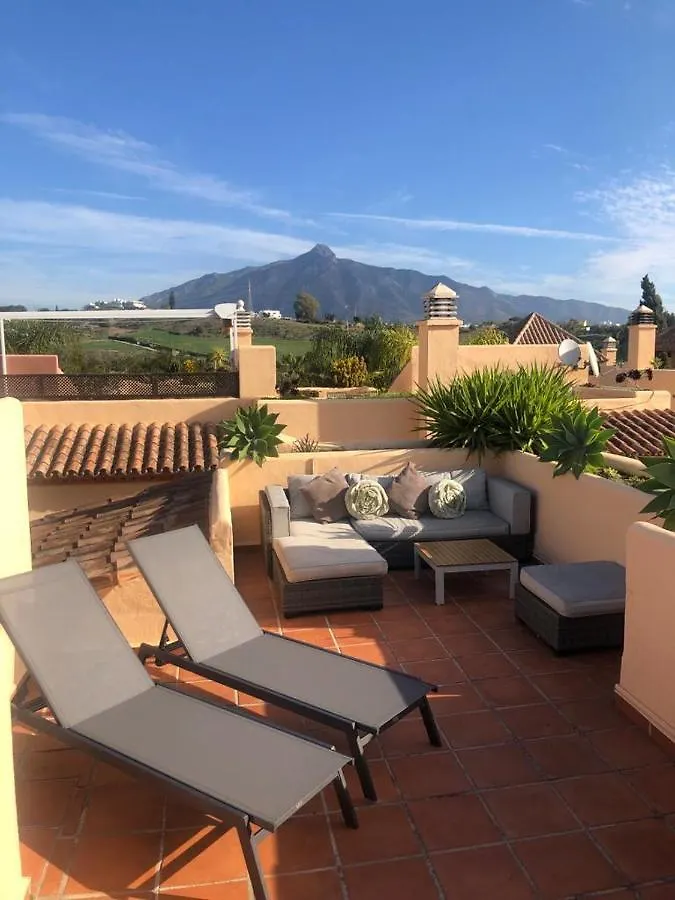 Condes De Iza Nueva Andalucia Villa Marbella 0*,