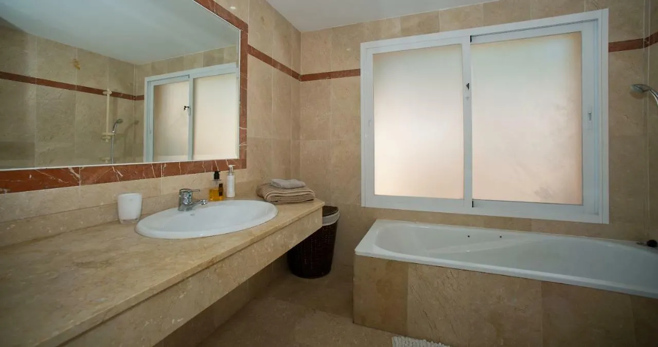 Condes De Iza Nueva Andalucia Villa Marbella 0*,  Spain